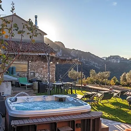 La Terrazza Di B&B 라우리노